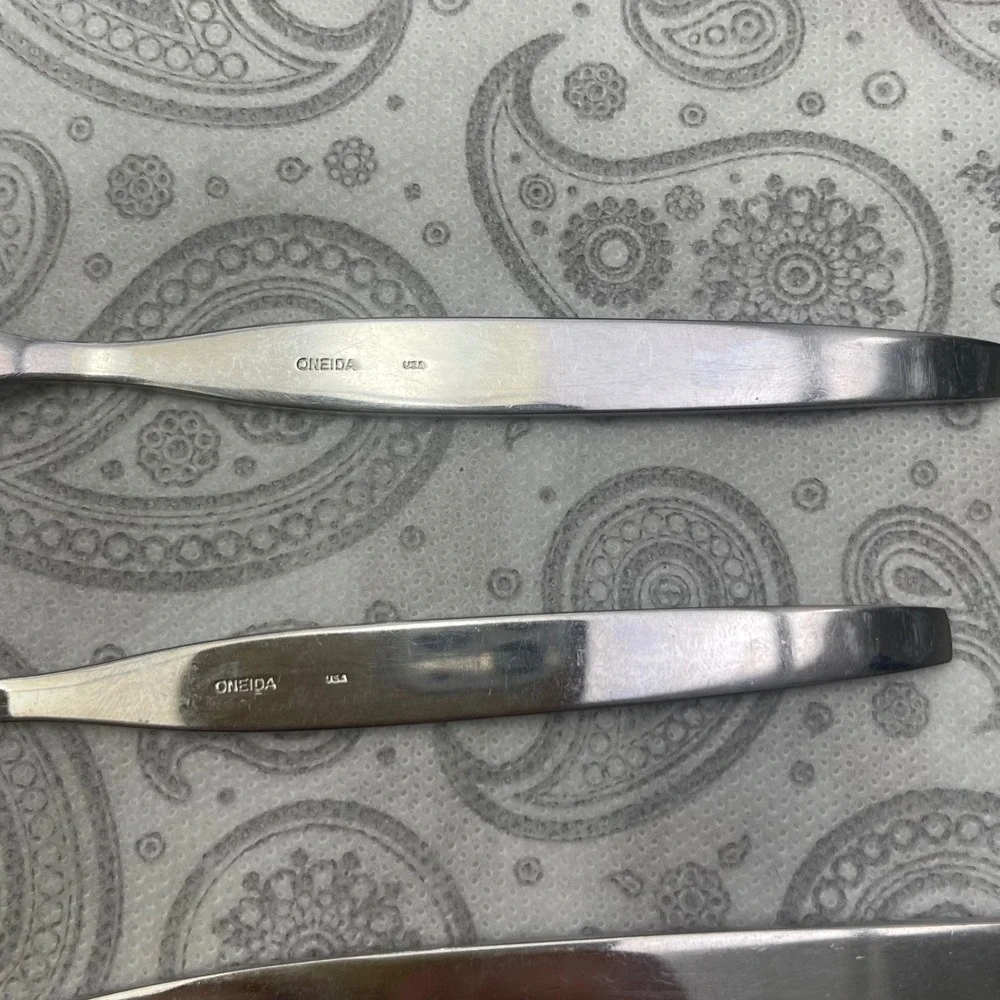 Lot 4 Oneida Stainless Flatware Forks & Serving Spoon USA Canada